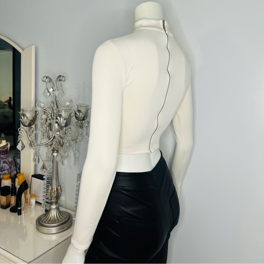 White Long Sleeve Crop Top Back Zipper Cut Out Blouse Size : S